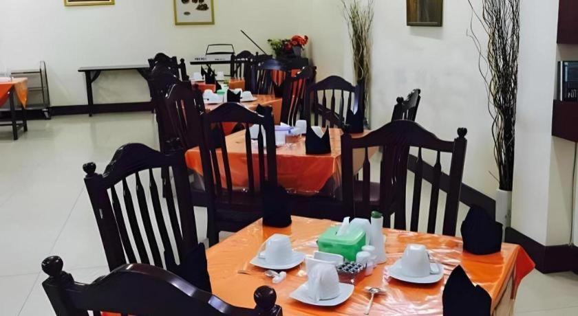 Hotel Dynasty Tarakan Exterior foto